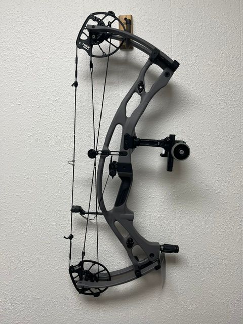 Hoyt Rx-9 Package RH 70#