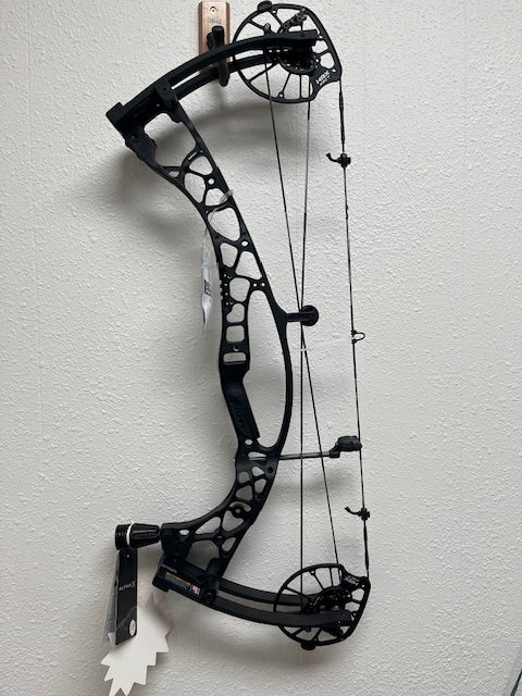 Hoyt Alpha X 30 LH 70#